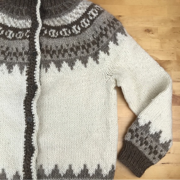 SOLD-Vtg Fair Isle Chunky Wool Cardigan Sweater Handmade M/L Brown Neutral Cream - Picture 9 of 16